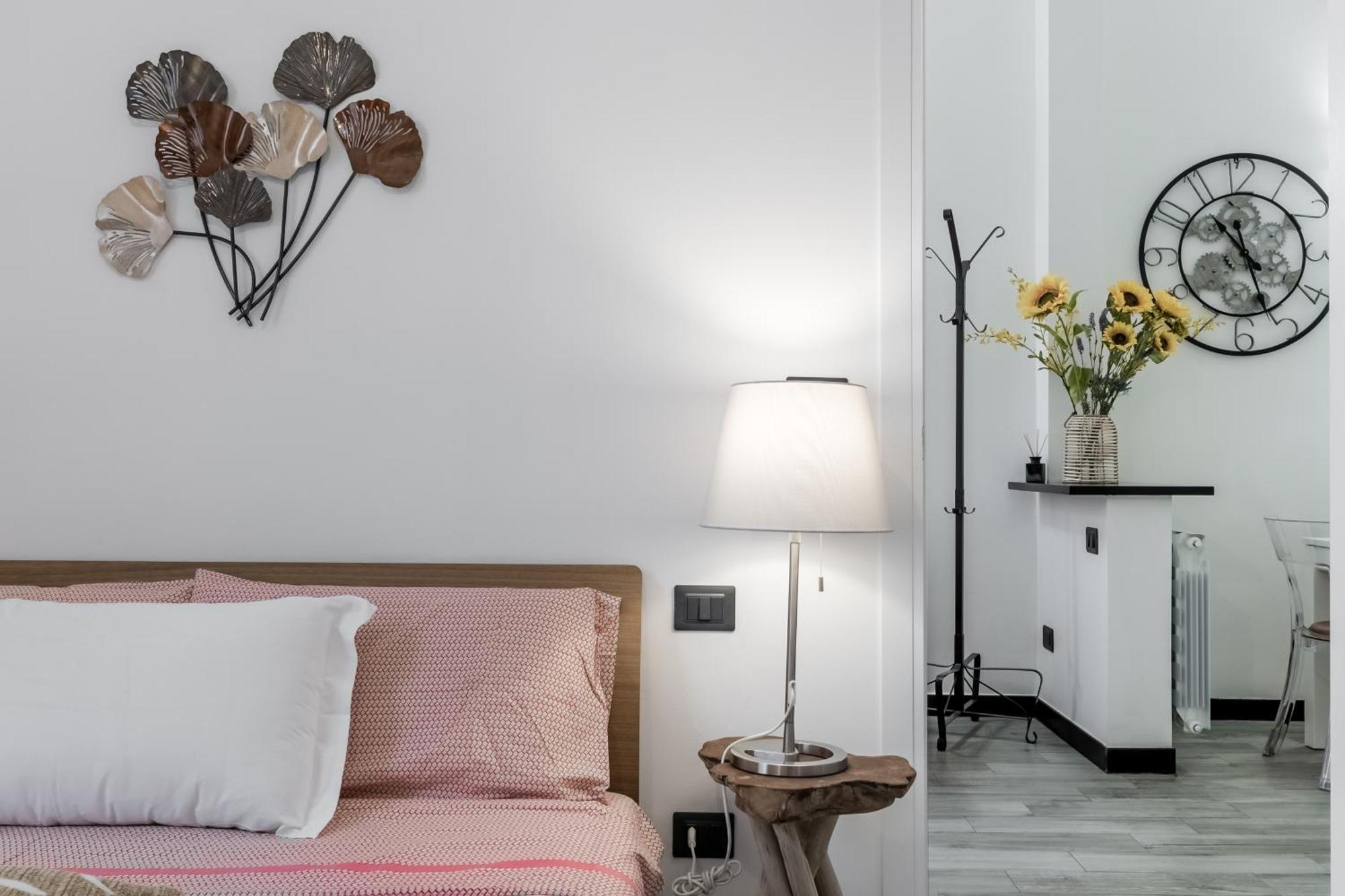 Acquario 5 Minuti, 1Br , Free A-C, Wifi & Netflix "City Center" By Tilo Cenova Dış mekan fotoğraf